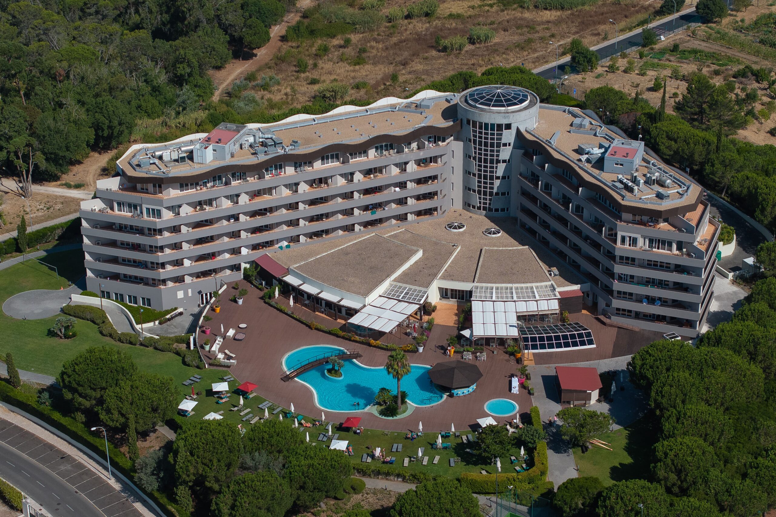 MS Aparthotel Linda A Velha AT Property Development